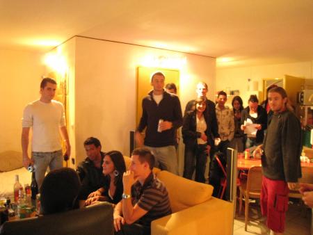 DEFI 9: S'inviter � une f�te 200 pts