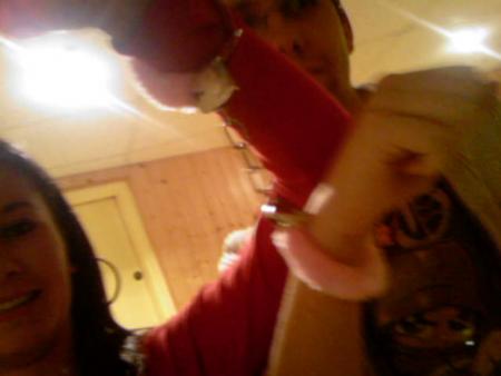 DEFI 2: Les menottes.. 